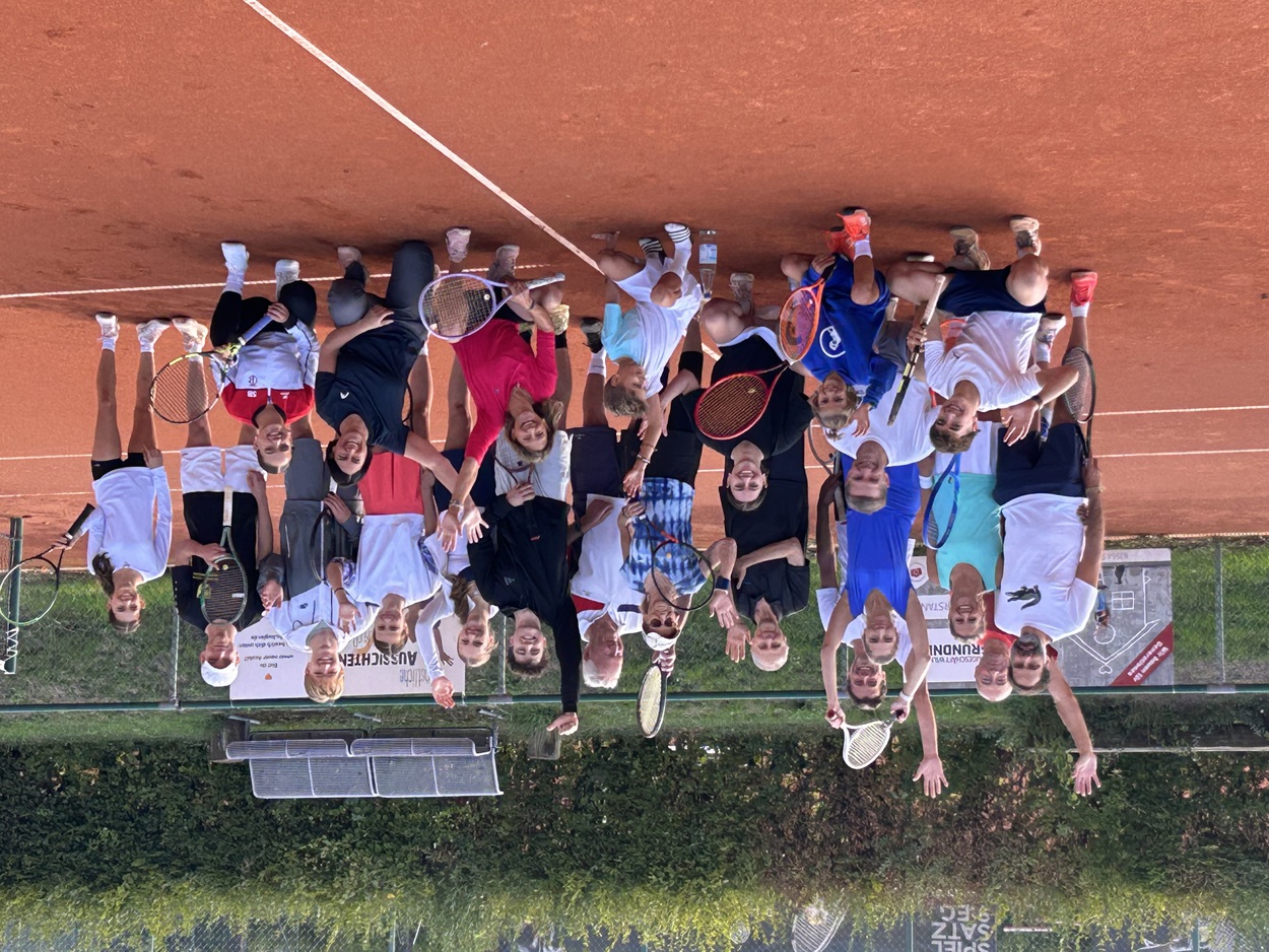 Fröhliche Runde bei unserem Mixed-Turnier